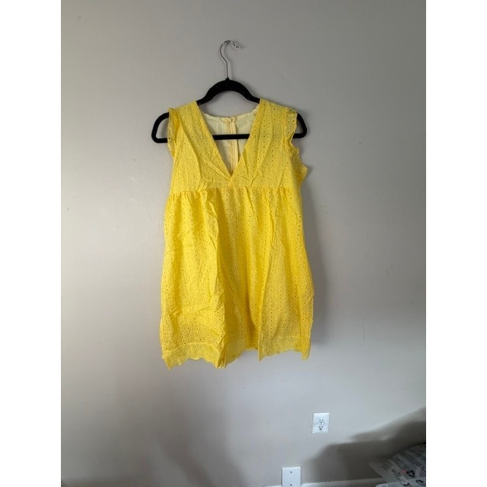 Yellow Eyelet Lace V-Neck Mini Dress Sleeveless Empire Waist Scalloped Hem